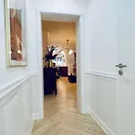 Apartment Large With Terrace - Very New *