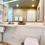 Apartment Large With Terrace - Very New