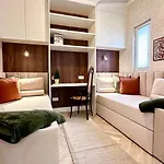 Large With Terrace - Very New Dusseldorf