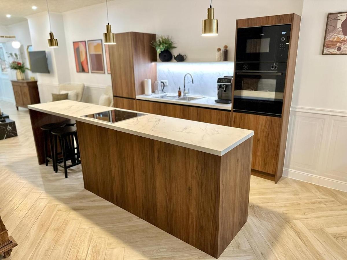 Large With Terrace - Very New Apartment