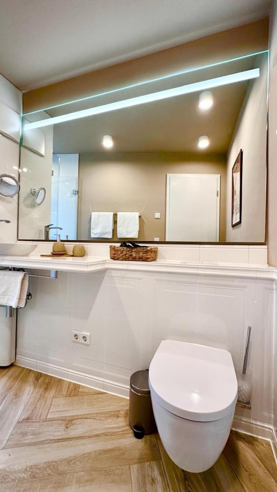 Apartment Large With Terrace - Very New