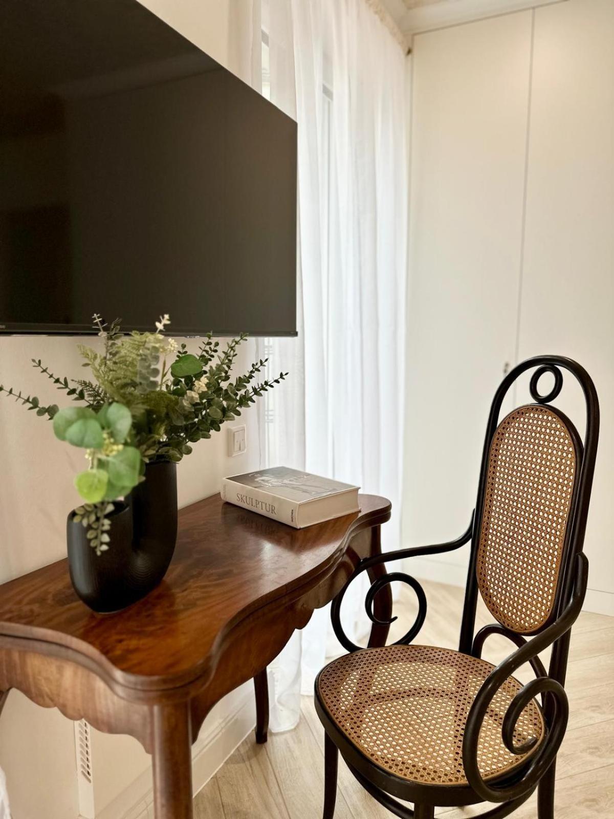 Large With Terrace - Very New Apartment *