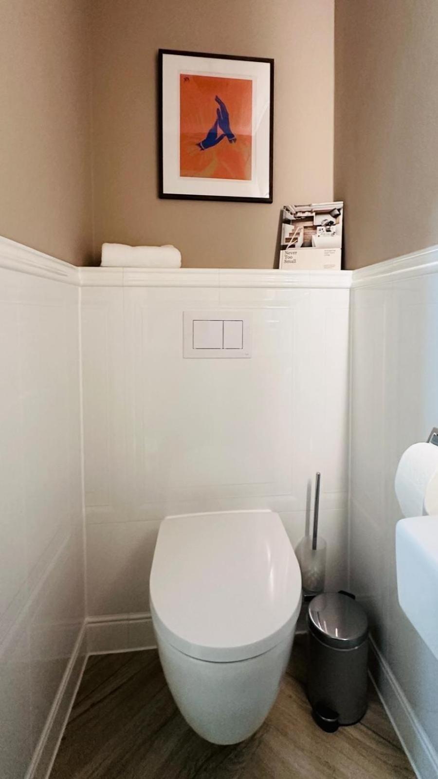 Large With Terrace - Very New *