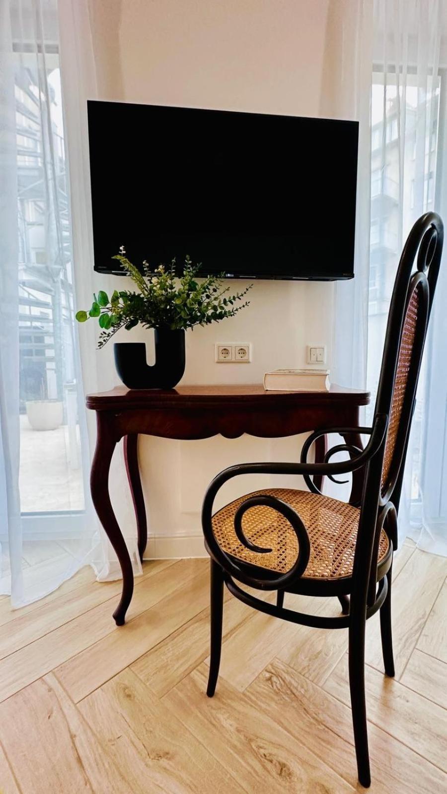 Large With Terrace - Very New * Dusseldorf