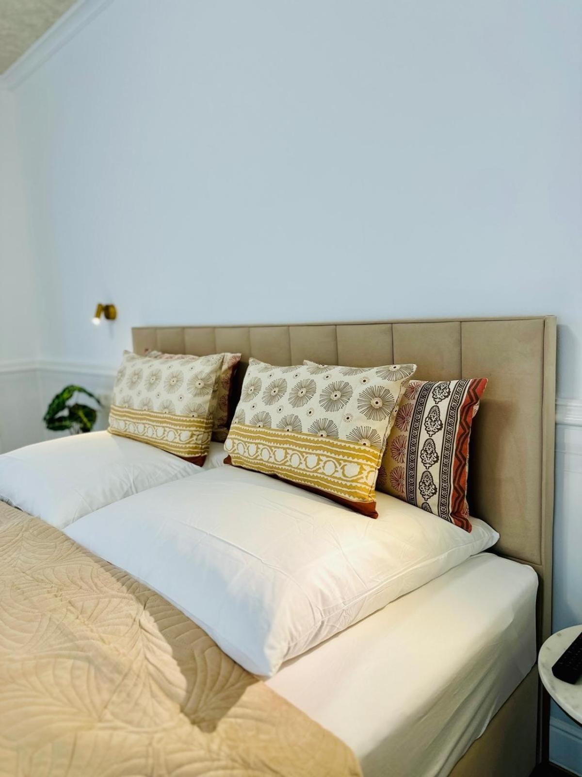 Apartment Large With Terrace - Very New Dusseldorf