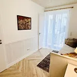 Large Apartment With Terrace - Very Central New
